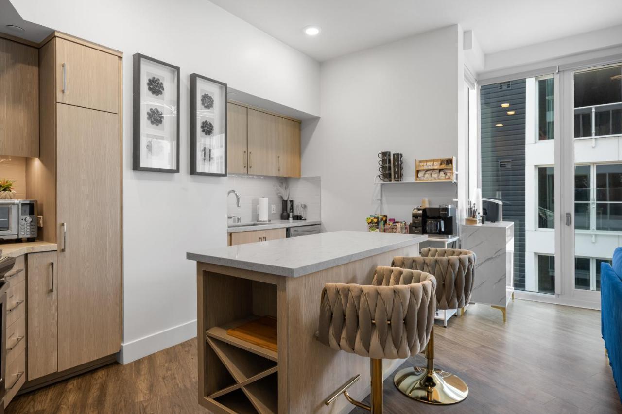 Park Lux Playhouse Apartment San Diego Exterior photo